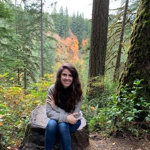 Meet your Posher, Jacy